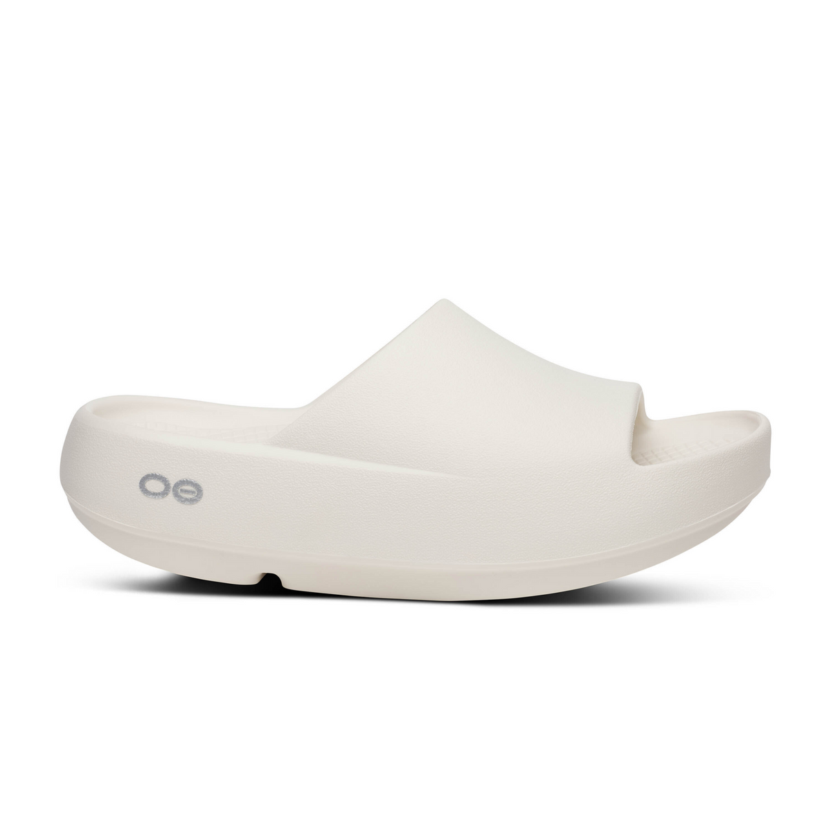 Oofos OOahh+ in WEISS